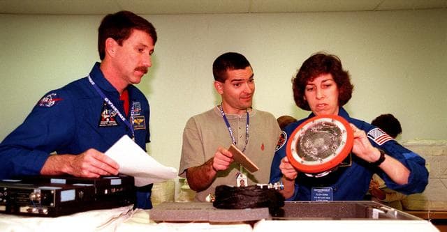 NASA image: KSC-99pp0373