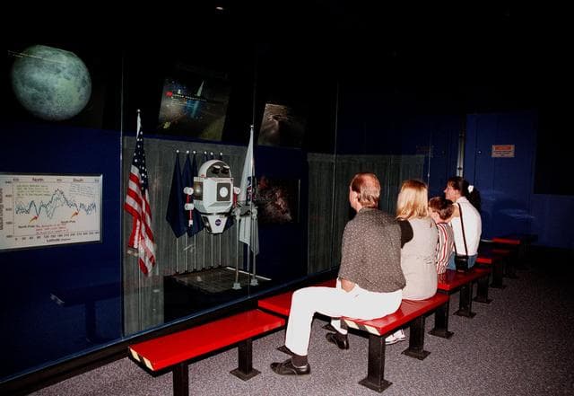 NASA image: KSC-99pp0400