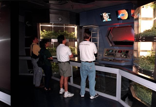 NASA image: KSC-99pp0401