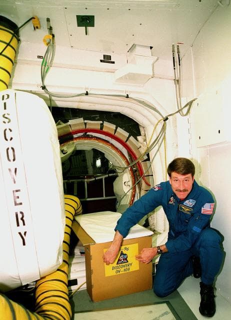 NASA image: KSC-99pp0464