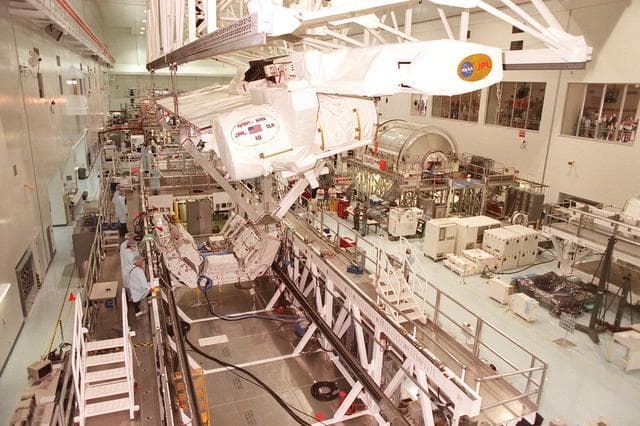 NASA image: KSC-99pp0522