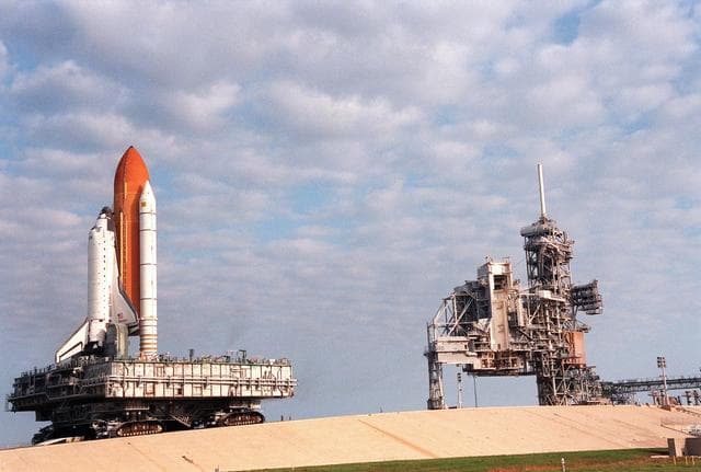 NASA image: KSC-99pp0565