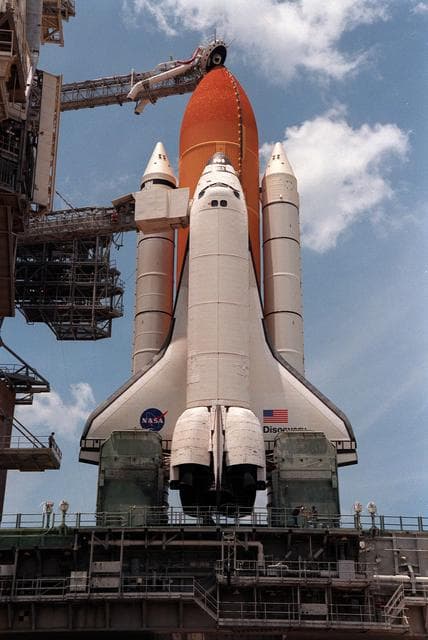 NASA image: KSC-99pp0579