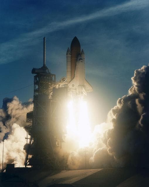 NASA image: KSC-99pp0594