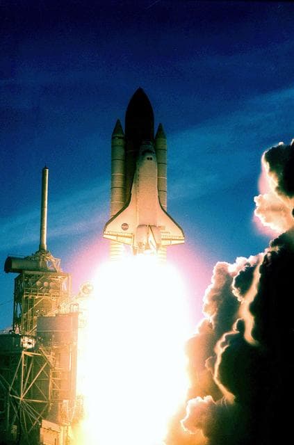 NASA image: KSC-99pp0595