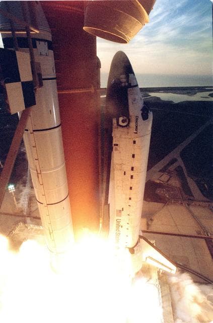 NASA image: KSC-99pp0597