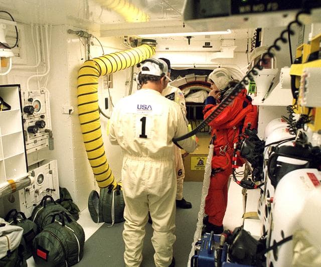 NASA image: KSC-99pp0605