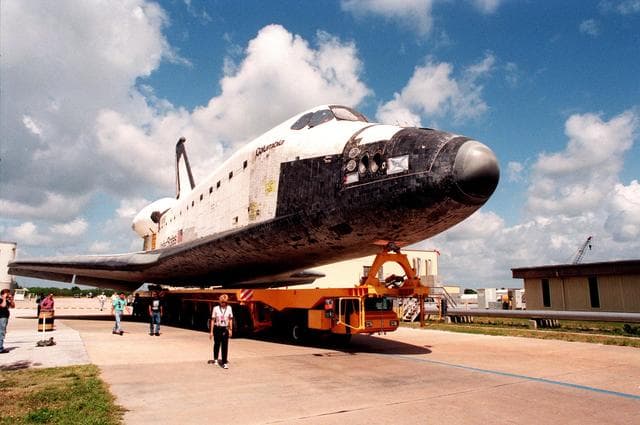 NASA image: KSC-99pp0615