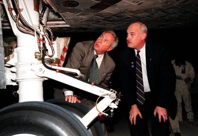 NASA image: KSC-99pp0631