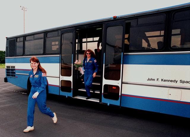 NASA image: KSC-99pp0642