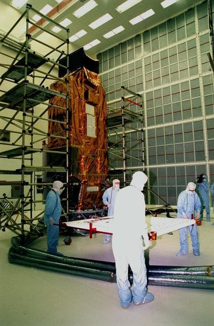 NASA image: KSC-99pp0662