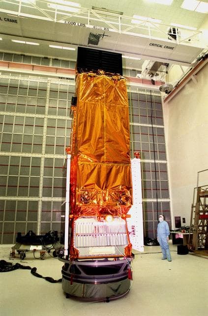 NASA image: KSC-99pp0670