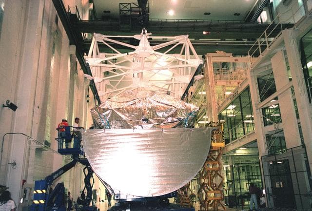 NASA image: KSC-99pp0683