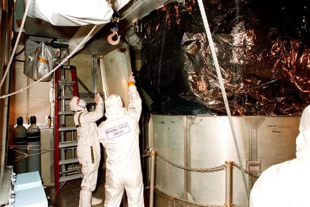 NASA image: KSC-99pp0700