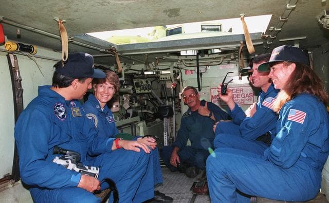 NASA image: KSC-99pp0724
