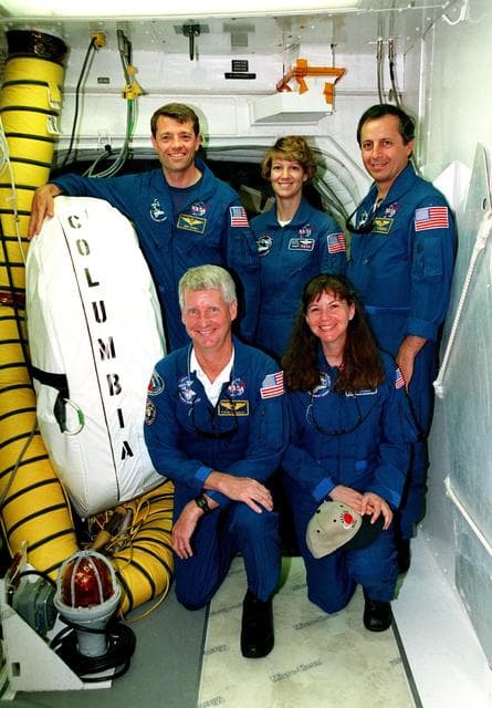 NASA image: KSC-99pp0745