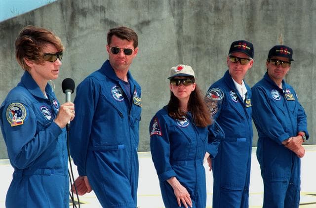 NASA image: KSC-99pp0748