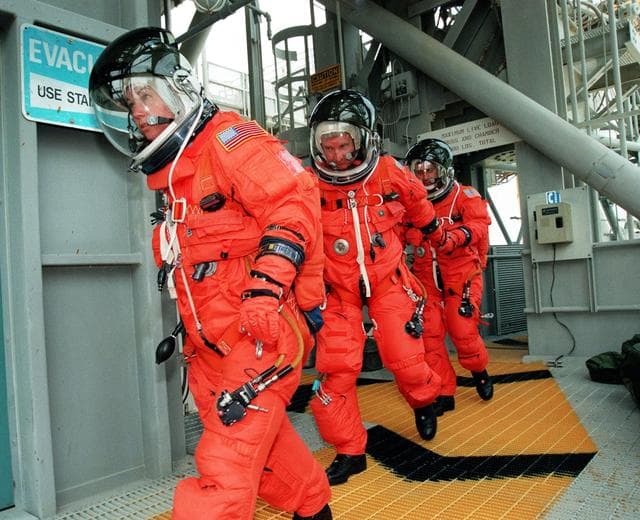 NASA image: KSC-99pp0757