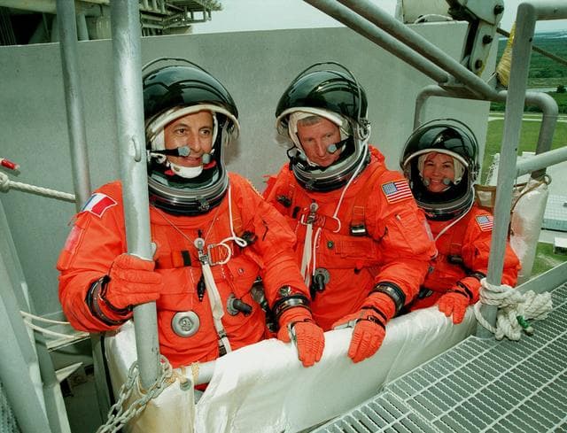 NASA image: KSC-99pp0760
