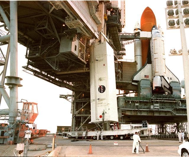 NASA image: KSC-99pp0769