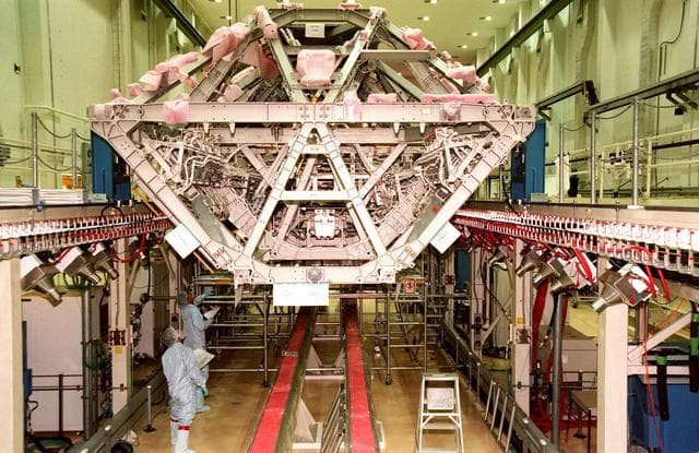 NASA image: KSC-99pp0773
