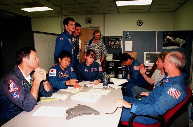 NASA image: KSC-99pp0806