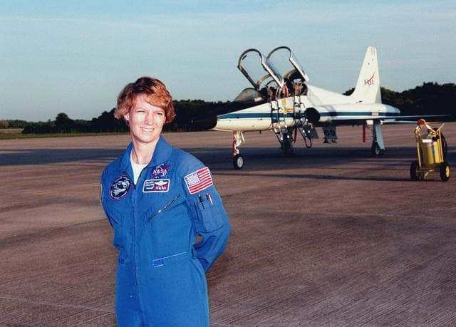 NASA image: KSC-99pp0828