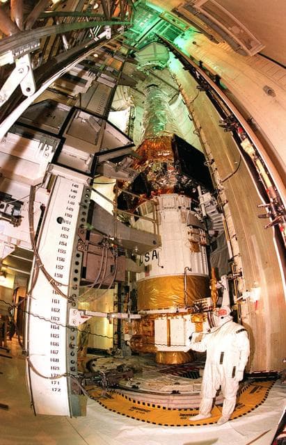 NASA image: KSC-99pp0852