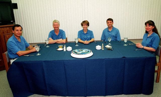 NASA image: KSC-99pp0866