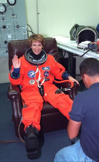 NASA image: KSC-99pp0868