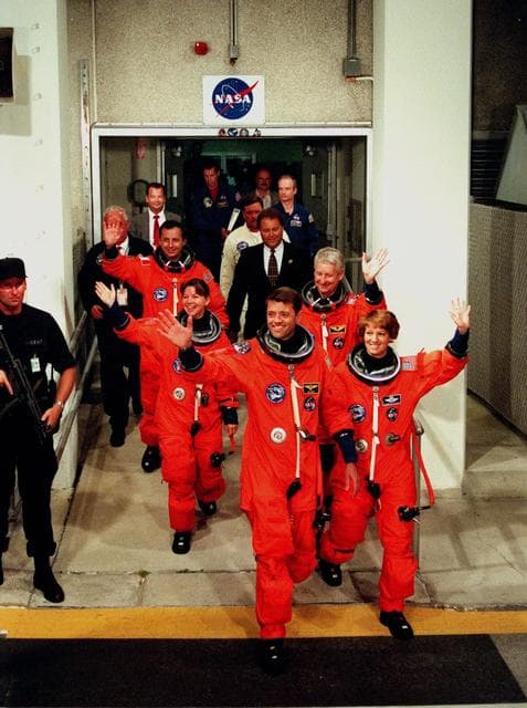 NASA image: KSC-99pp0872