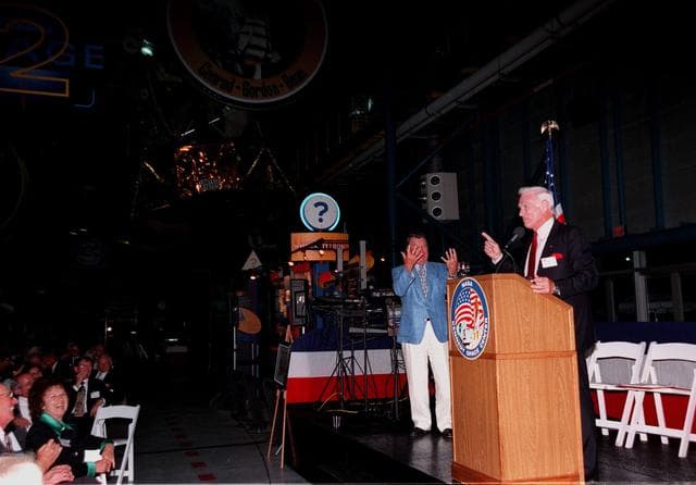 NASA image: KSC-99pp0877