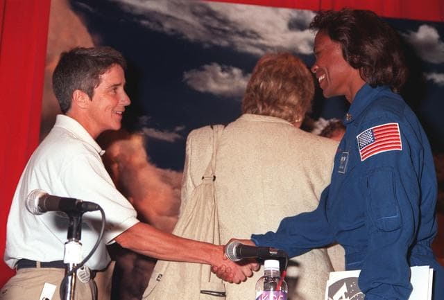 NASA image: KSC-99pp0902