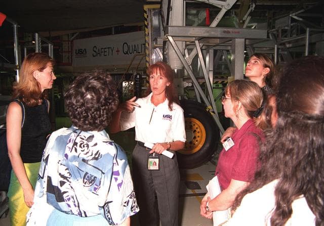 NASA image: KSC-99pp0908