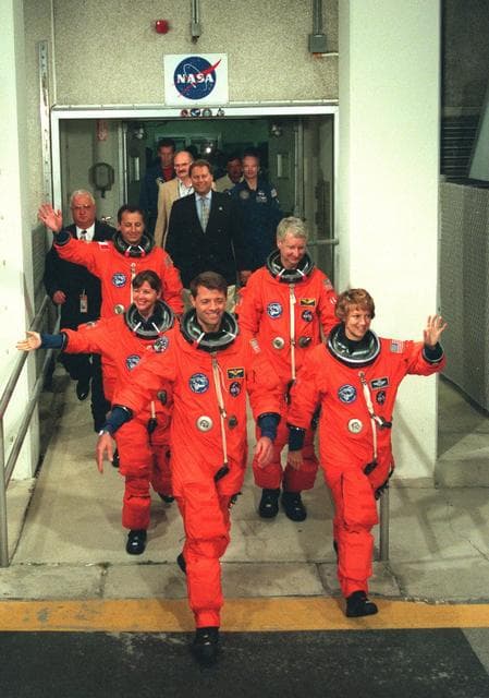 NASA image: KSC-99pp0921