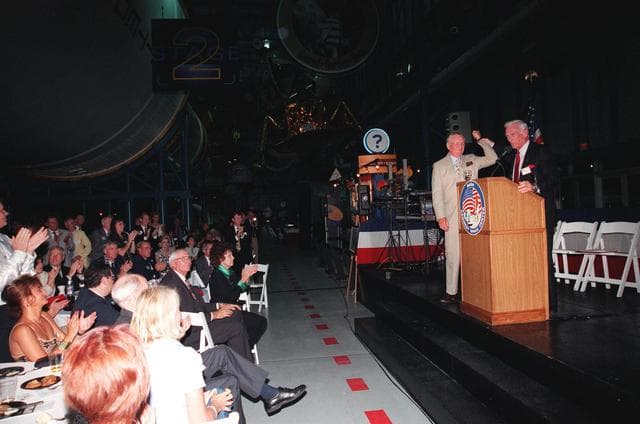NASA image: KSC-99pp0931