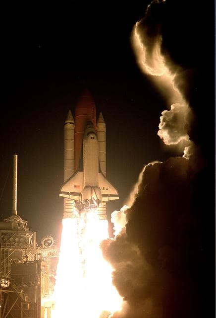 NASA image: KSC-99pp0954