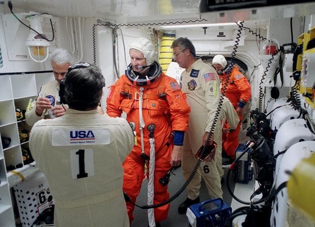 NASA image: KSC-99pp0967