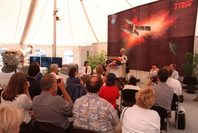 NASA image: KSC-99pp0978