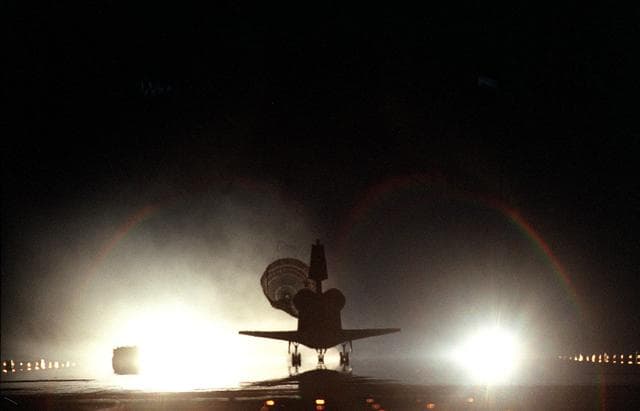 NASA image: KSC-99pp0983