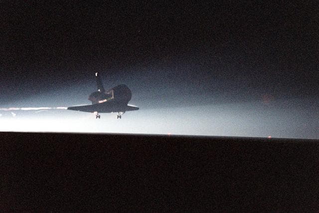 NASA image: KSC-99pp0985