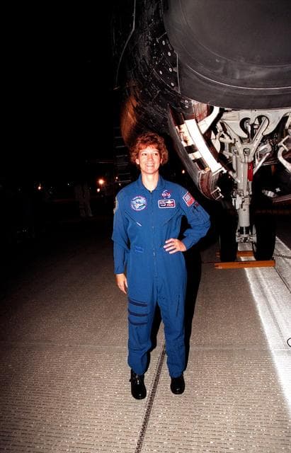 NASA image: KSC-99pp0986