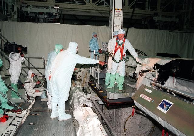 NASA image: KSC-99pp0996