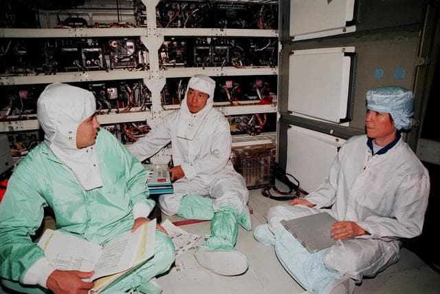 NASA image: KSC-99pp1000