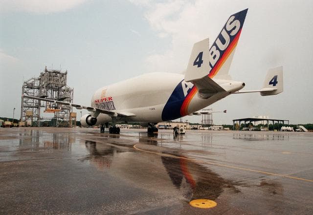 NASA image: KSC-99pp1006