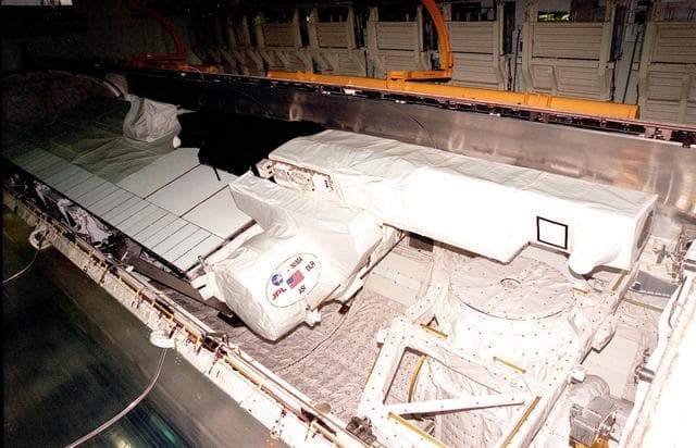 NASA image: KSC-99pp1008
