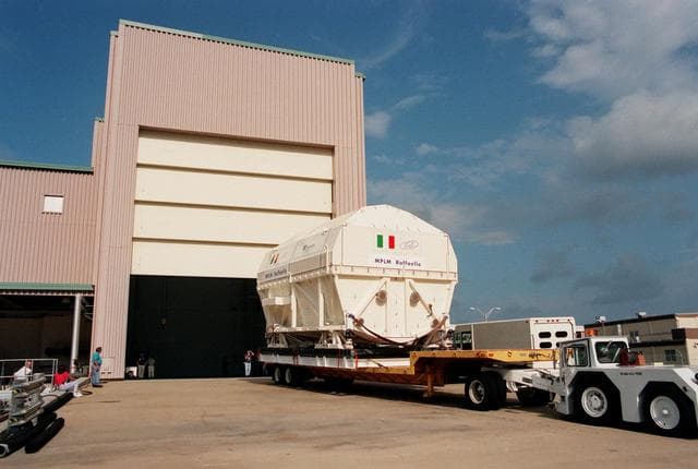 NASA image: KSC-99pp1019