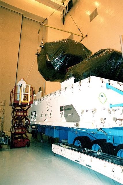 NASA image: KSC-99pp1042