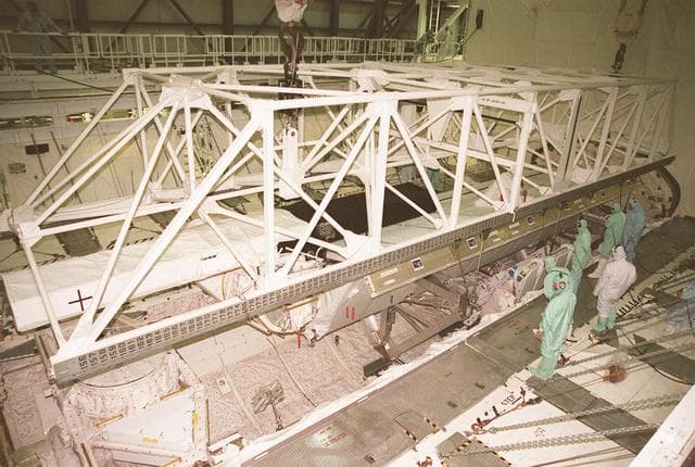 NASA image: KSC-99pp1054
