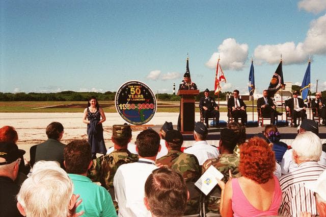 NASA image: KSC-99pp1066